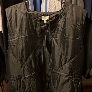 Socialite light weight vest